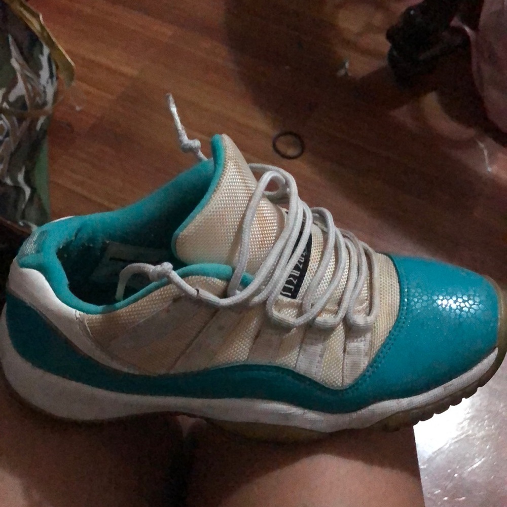 Aqua 11’s